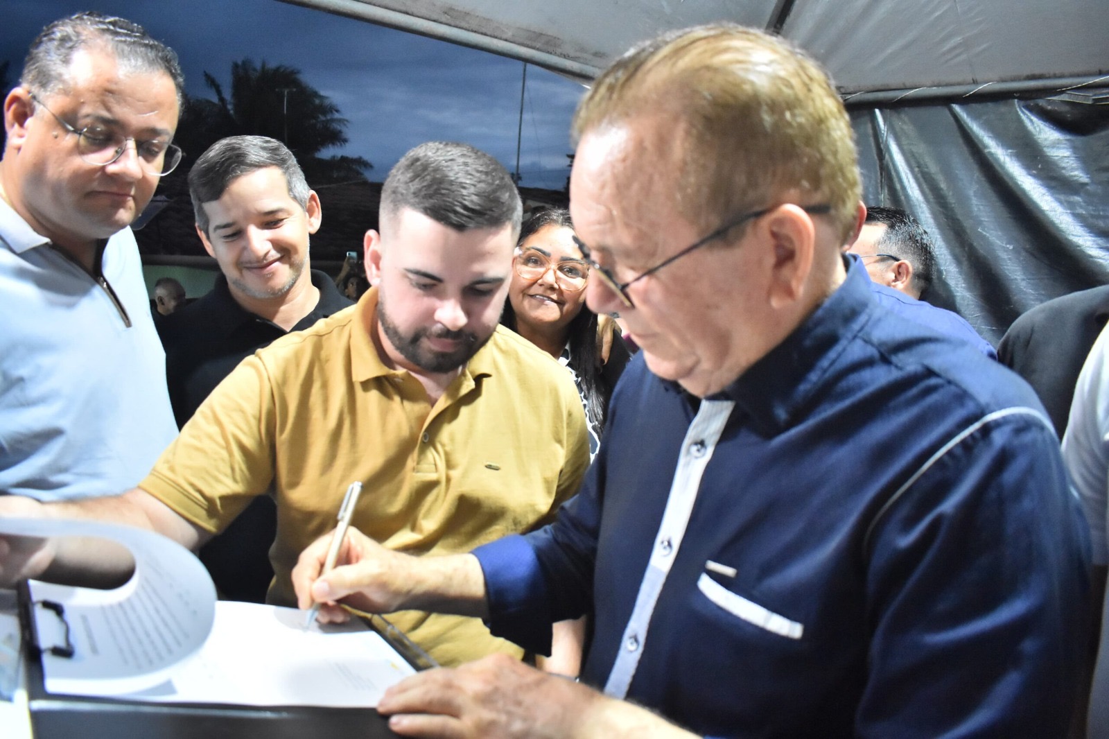 Prefeitura assina ordem de serviço para construção de nova escola no Centro de São Gonçalo