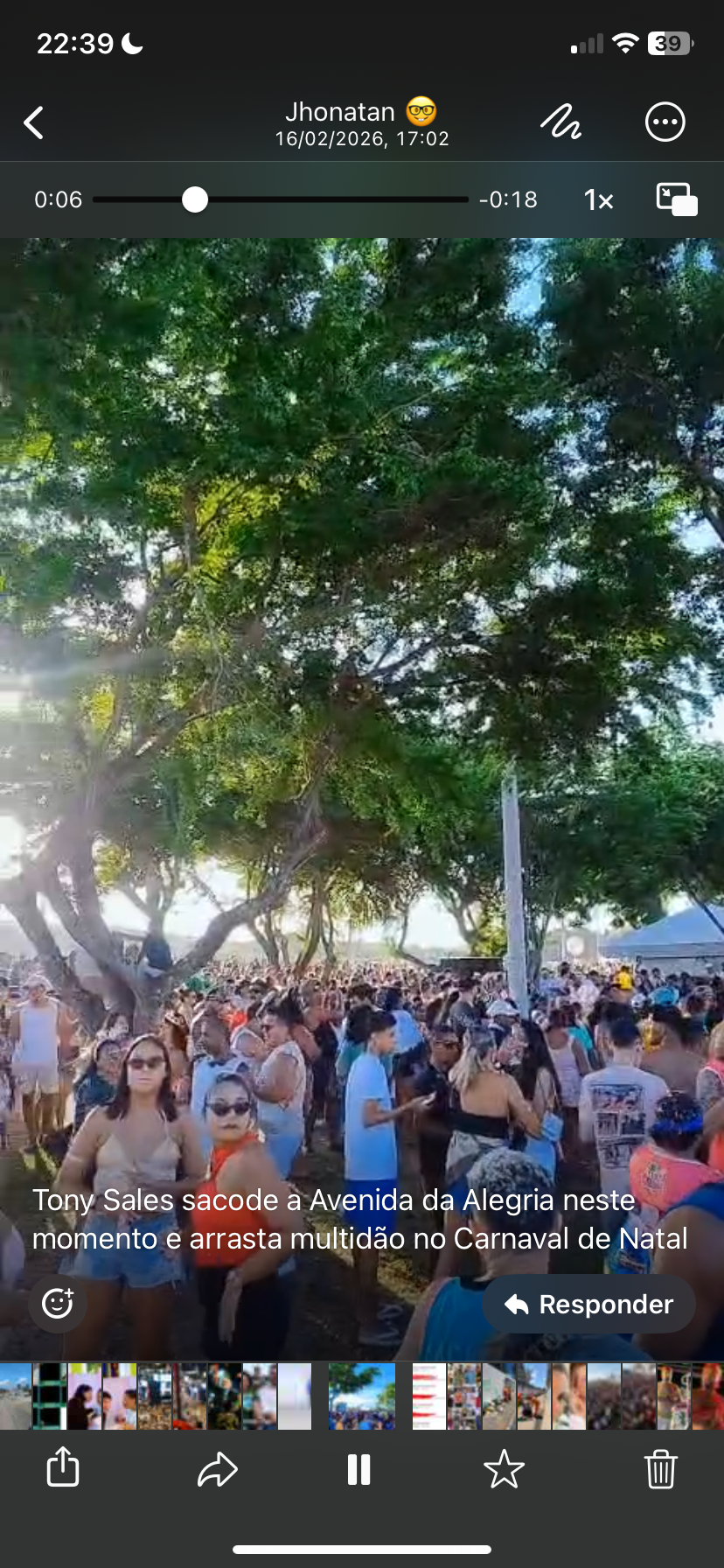 Tony Sales sacode a Avenida da Alegria neste momento e arrasta multidão no Carnaval de Natal