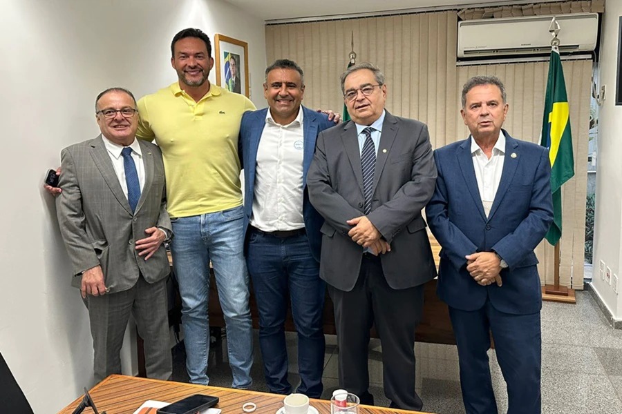 Babá Pereira será o vice de Álvaro Dias