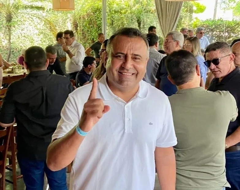 Direita terá nome para disputa, em caso de renúncia de Fátima