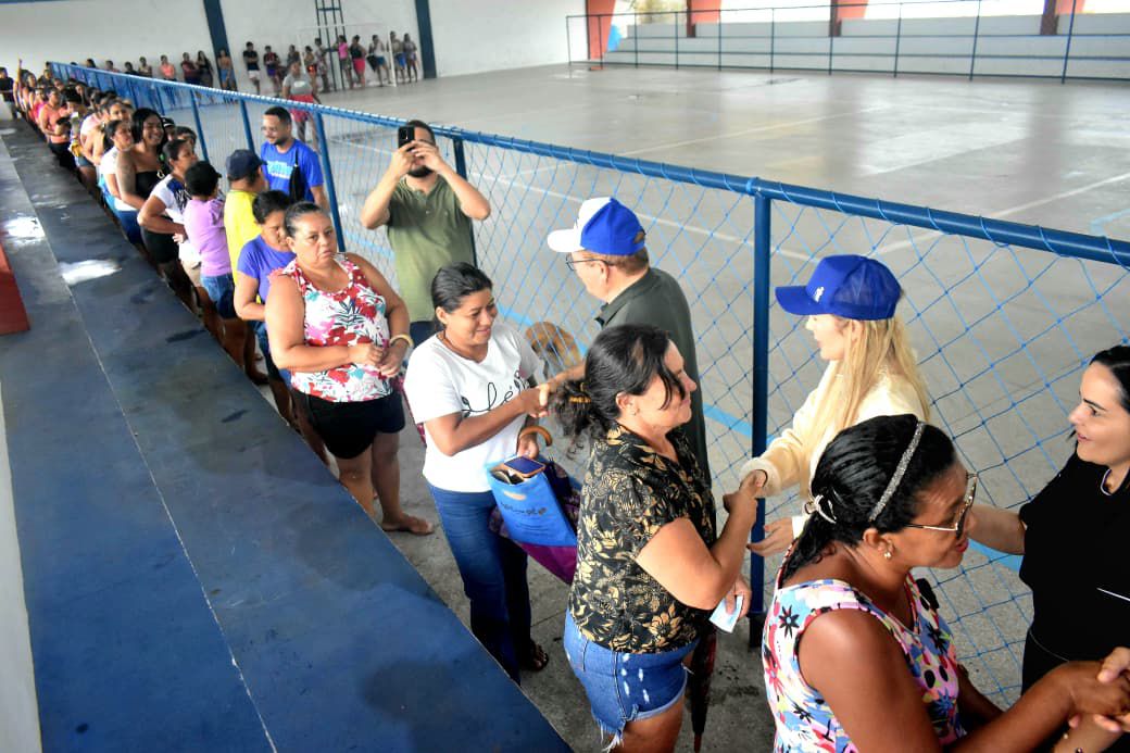 São Gonçalo mobiliza força-tarefa para distribuição de 30 toneladas de peixe e 20 toneladas de arroz