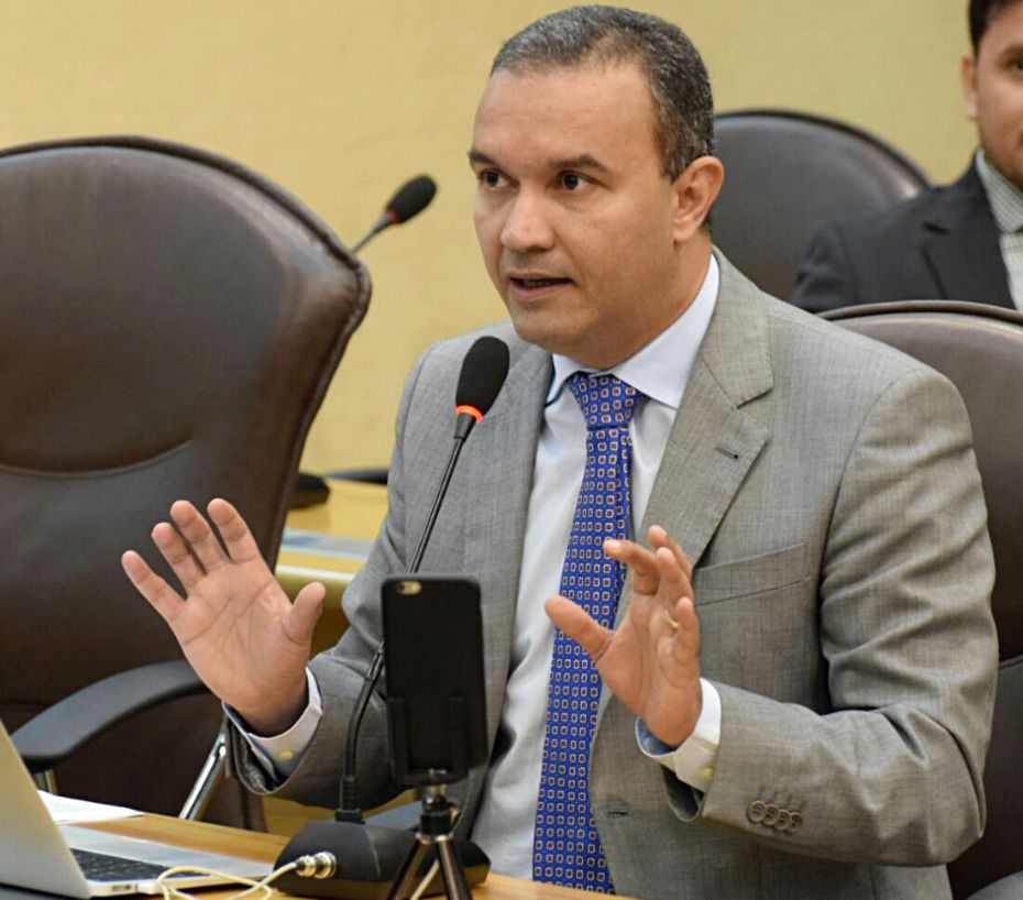 Kelps defende uso adequado da Via Costeira antes do previsível caos das invasões