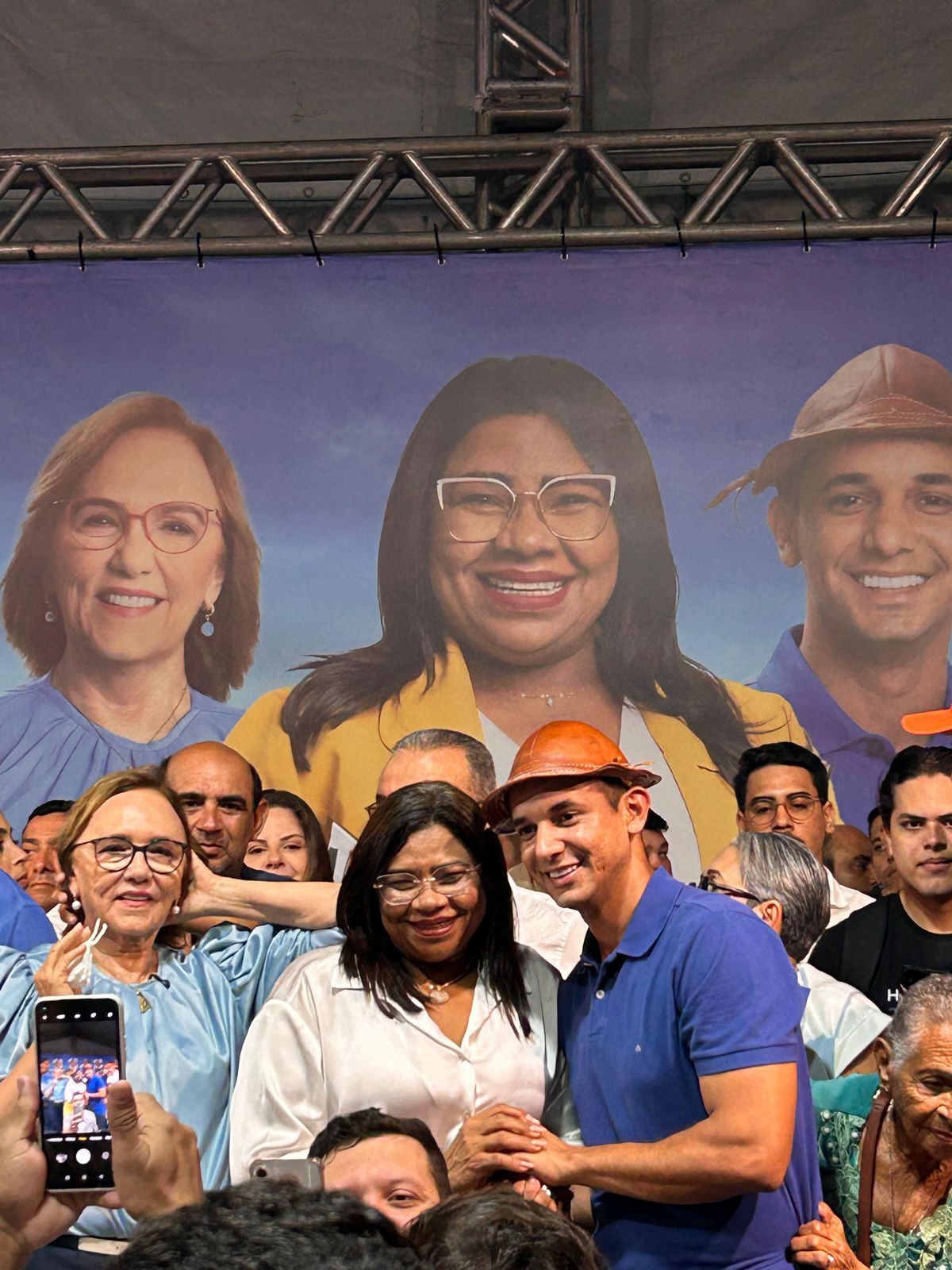Em grande ato político, Prefeita Nilda anuncia apoio a Allyson Bezerra para Governo do RN