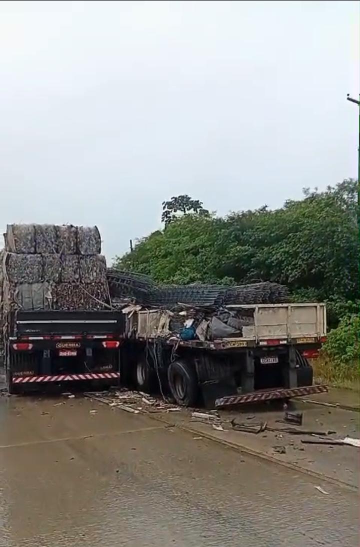 Acidente grande agora na reta tabajara