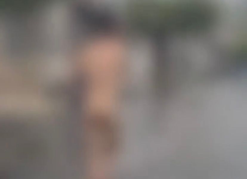 Jovem é flagrado correndo sem roupas pelas ruas no RN