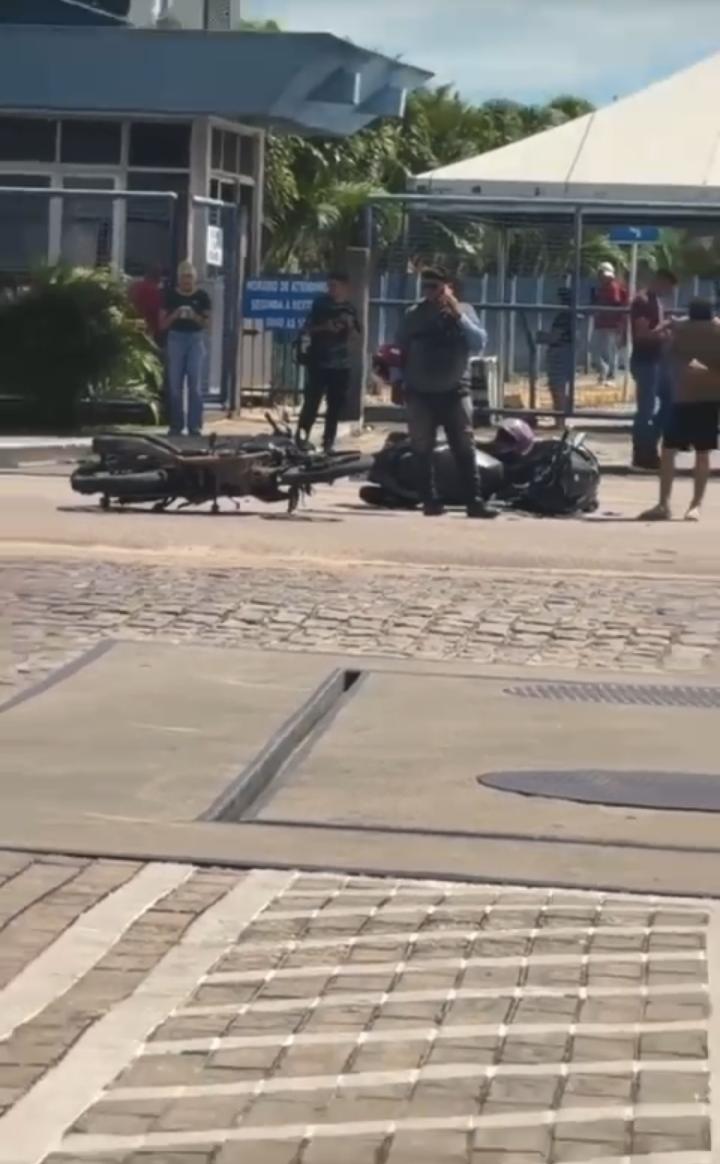 colisão entre 2 motos