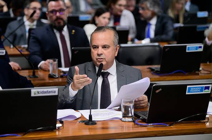 Senador Rogério Marinho aparece em levantamento nacional do DIAP