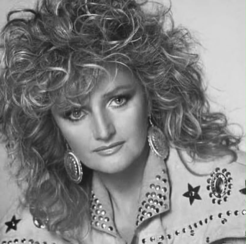 Morre aos 75 anos Bonnie Tyler, voz do clássico “Total Eclipse of the Heart”
