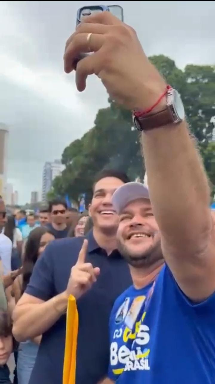 Kleber Rodrigues é recebido com festa na convenção