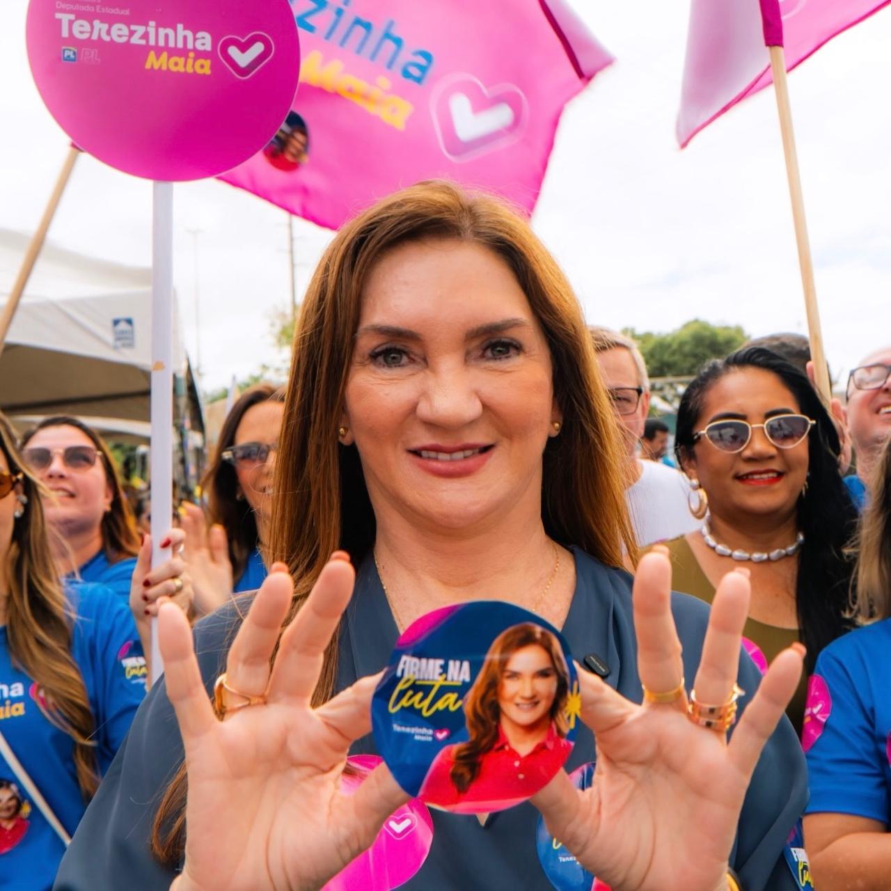Terezinha Maia recebe caravana de Jussara e Pablo Sales de Extremoz