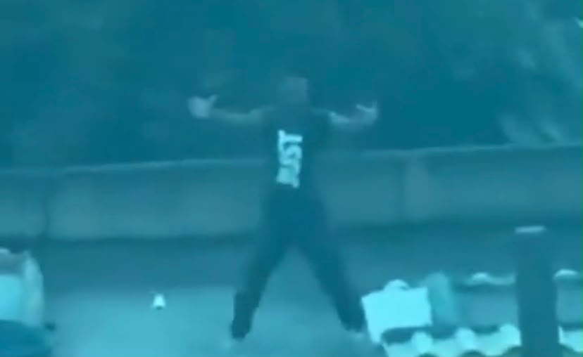DONO DO TEMPO: Homem é flagrado tentando “controlar” o clima durante temporal no RJ