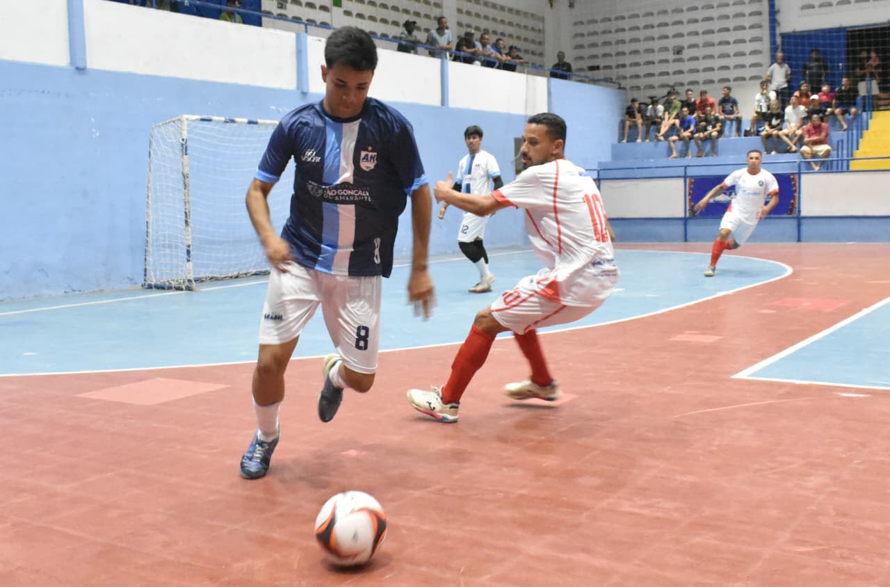 Campeonato Municipal de Futsal Série A de São Gonçalo tem noite de estreia com rodada dupla e show de gols