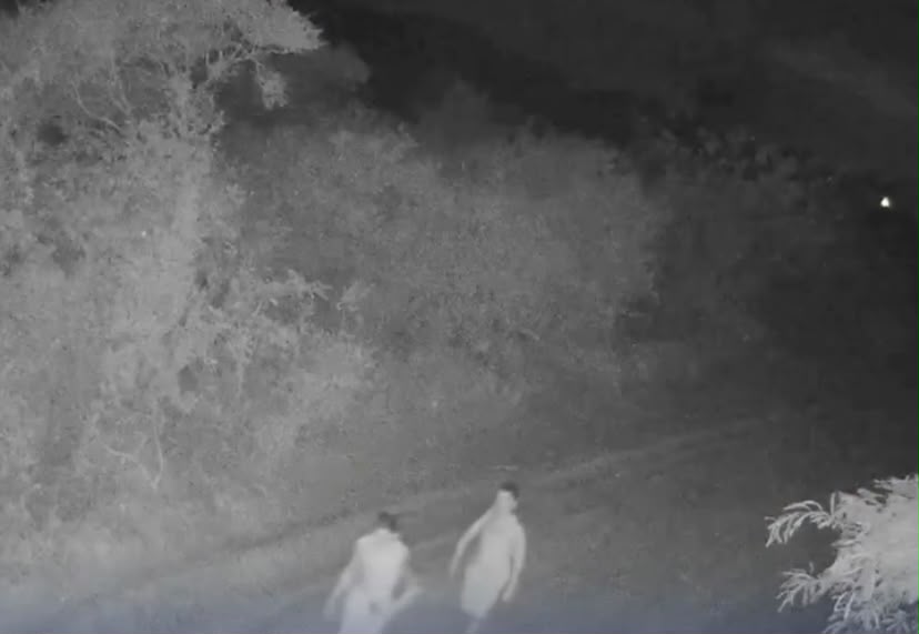 Dois detentos são vistos próximo a lagoa do Bonfim em Nísia floresta na noite deste sábado