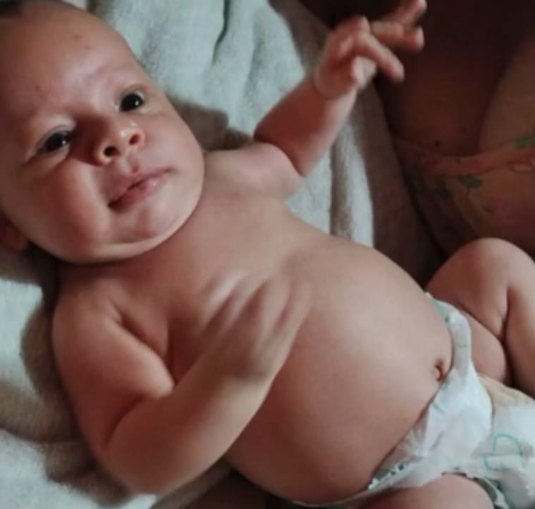 pai sofre crise convulsiva, cai sobre bebê de 2 meses e criança morre, diz polícia