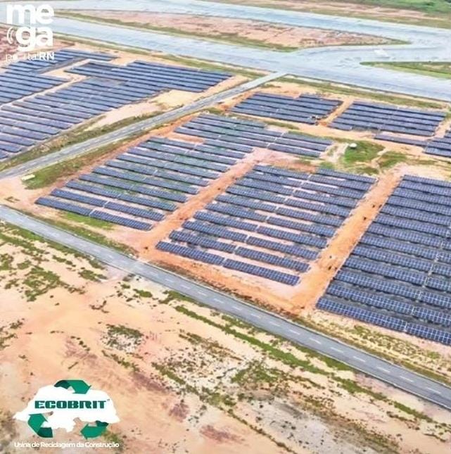 Usina Solar do Aeroporto de Natal conclui instalação de 100% das placas e projeto entra em fase final