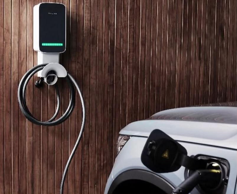 NOVOS TEMPOS: avanço de carros eletrônicos transforma carregadores em ponto de disputa em condomínios; frota desse tipo de veículos passa de 6 mil no RN