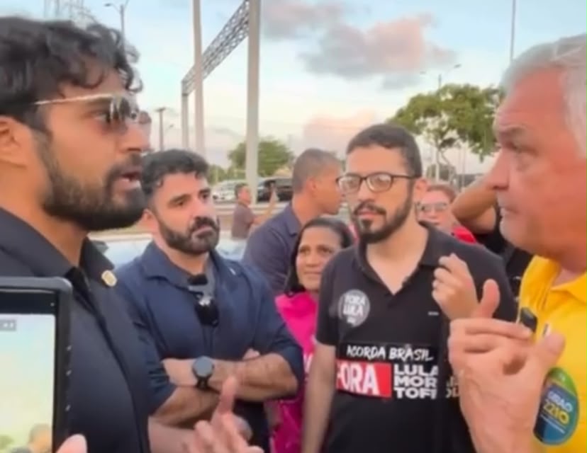 General Girão encara abordagem da PF e defende direito de manifestação contra Lula na BR-101