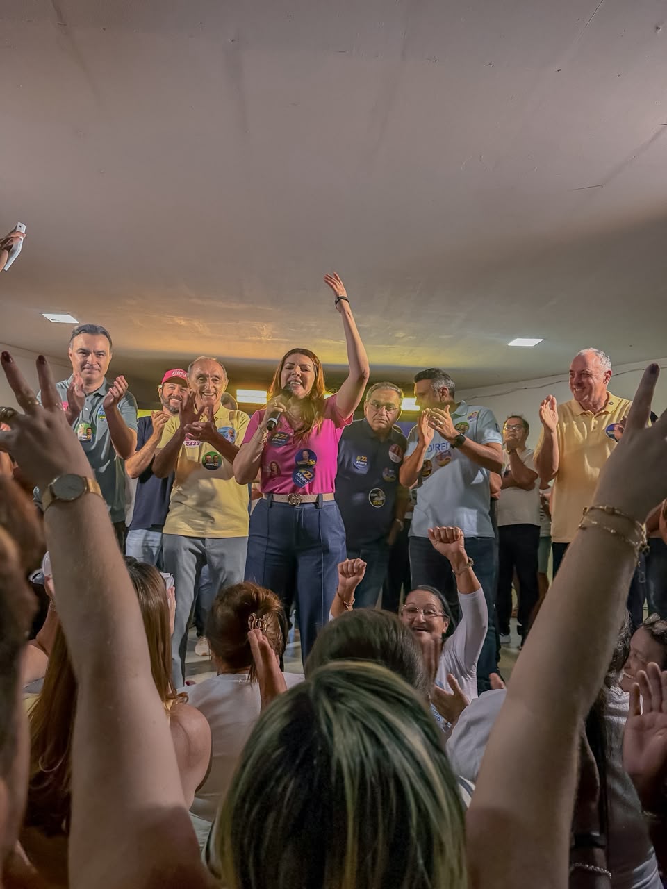 Caravana de Nina Souza chega a Pau dos Ferros e fortalece ato político em favor de Álvaro Dias