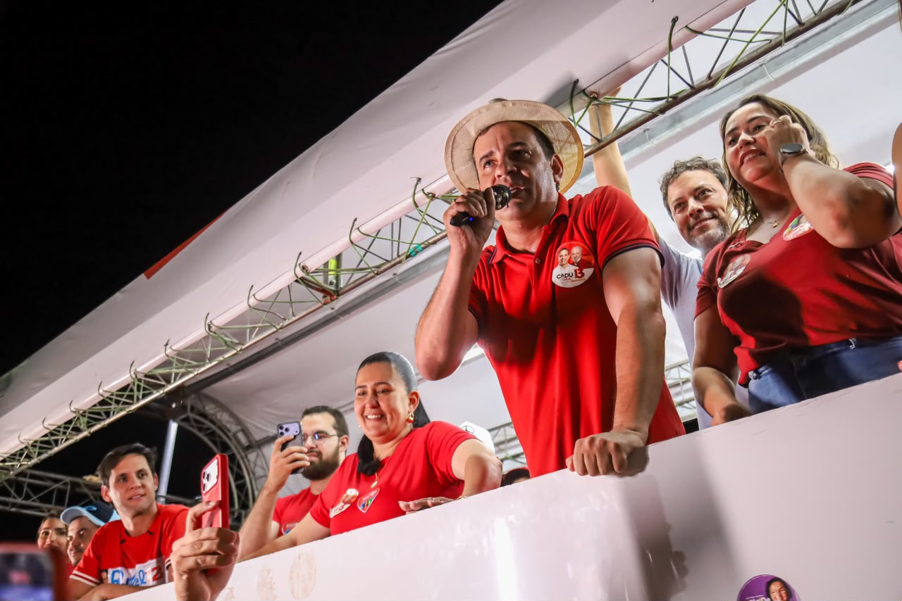Com Cadu de Lula nos braços do povo, Caravana do Time que Cuida ganha força no Alto Oeste