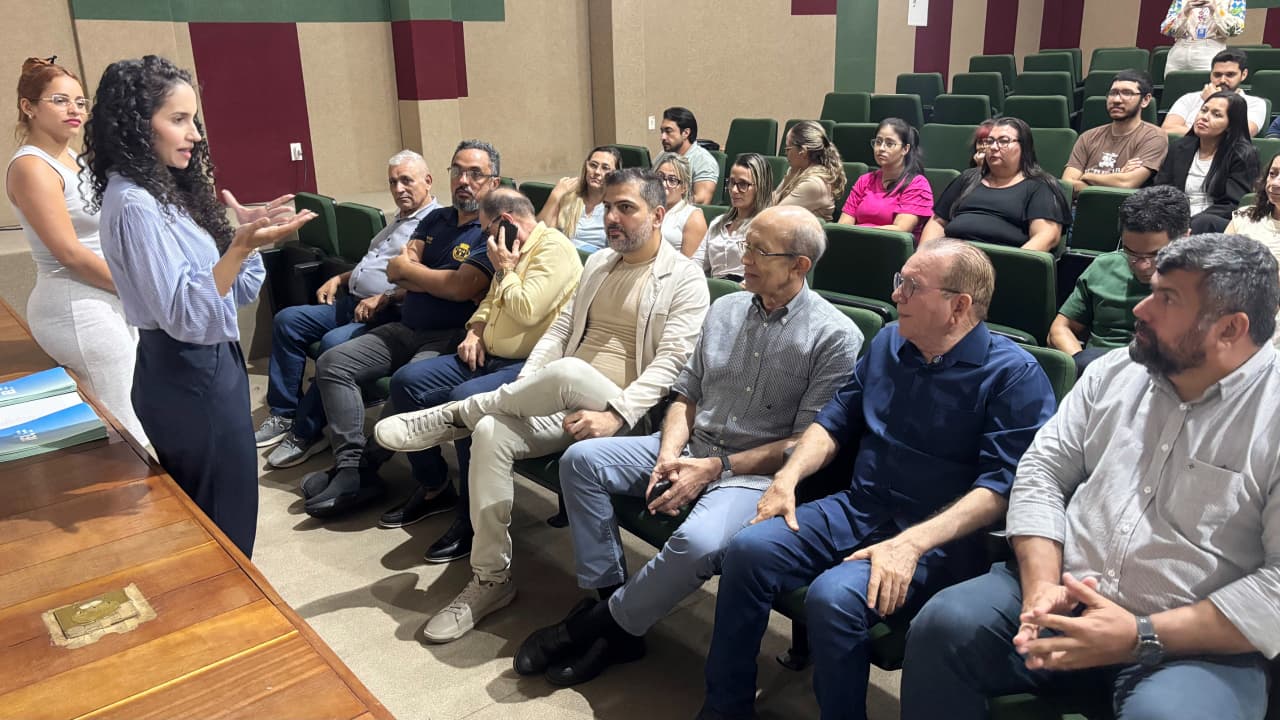 Prefeitura de São Gonçalo promove capacitação sobre liderança para servidores da Tributação em parceria com o IEL
