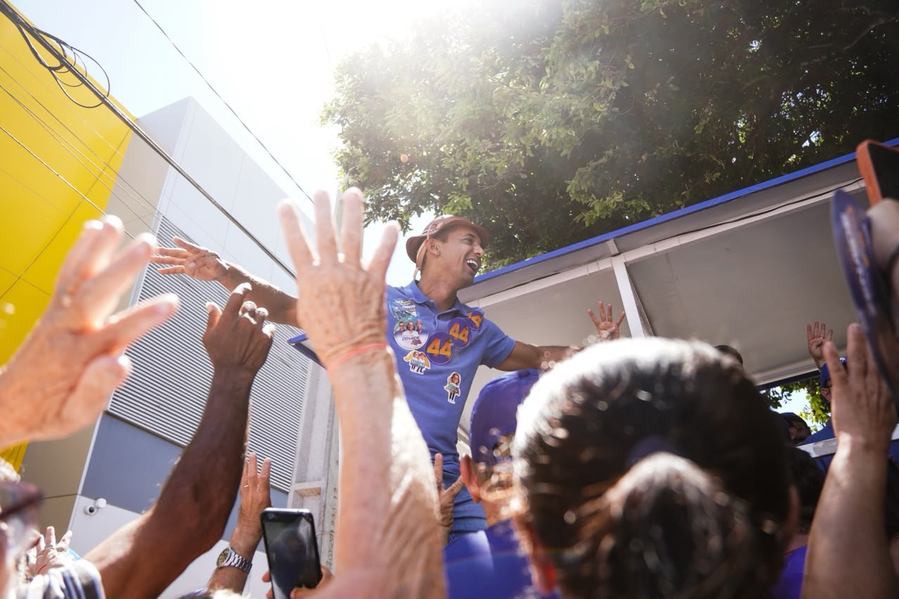 Caravana do Azulão passa por São Miguel, Encanto e São Francisco do Oeste e Allyson reforça compromisso com a água