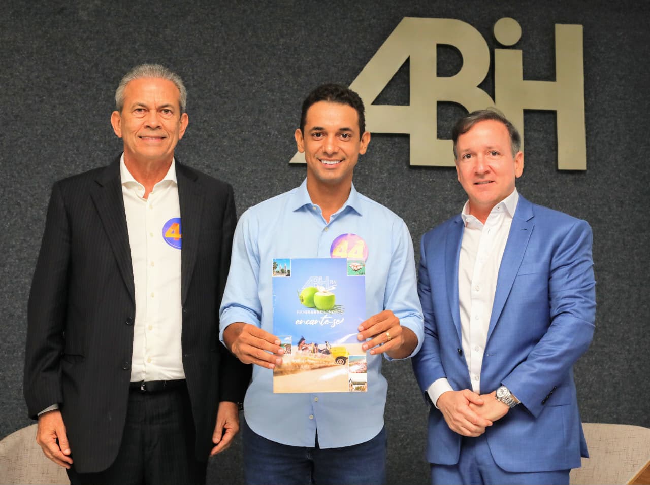 Allyson apresenta propostas para destravar o turismo do RN em encontro com a hotelaria potiguar