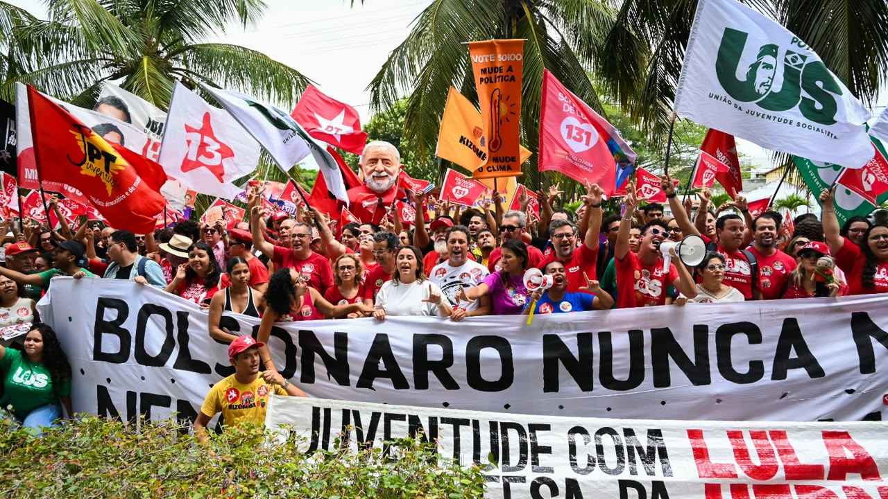 Samanda se une à comunidade da UFRN em grande mobilização de apoio a Lula