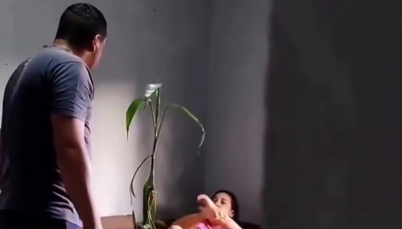 Filho grava o pai e faz denúncia para defender a mãe