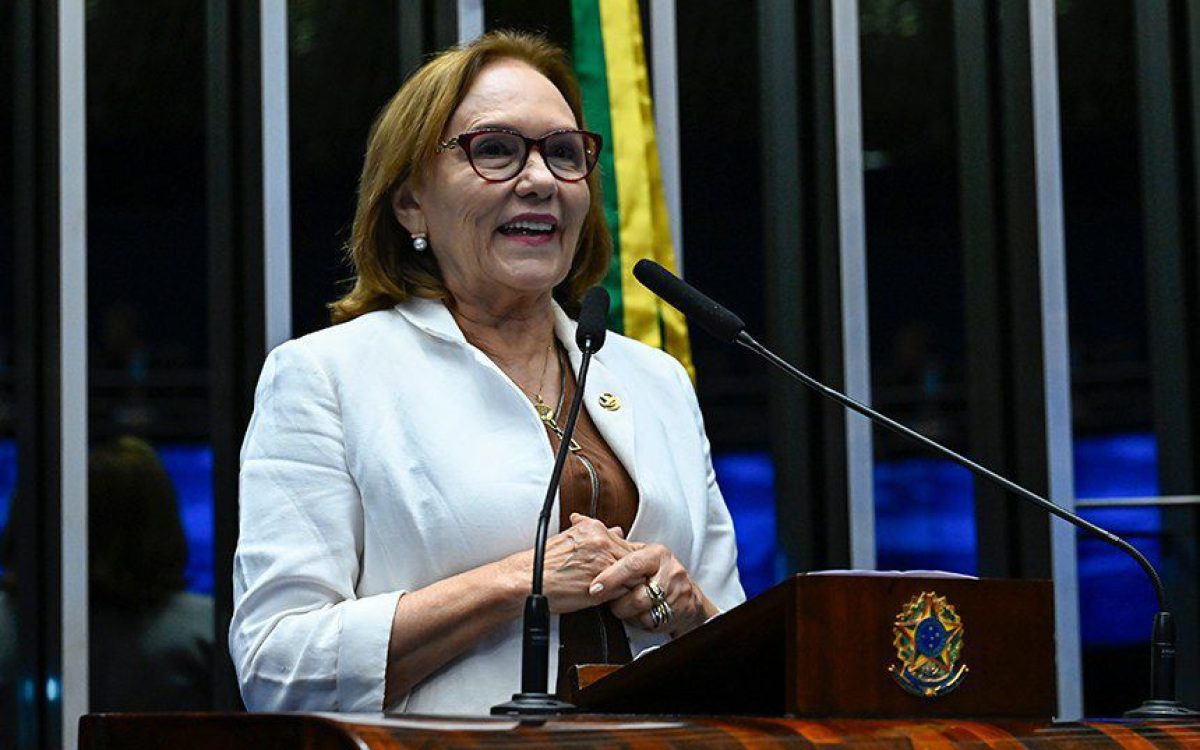 Senadora Zenaide relatou lei para acabar com a espera de 2 milhões de pessoas na fila do INSS