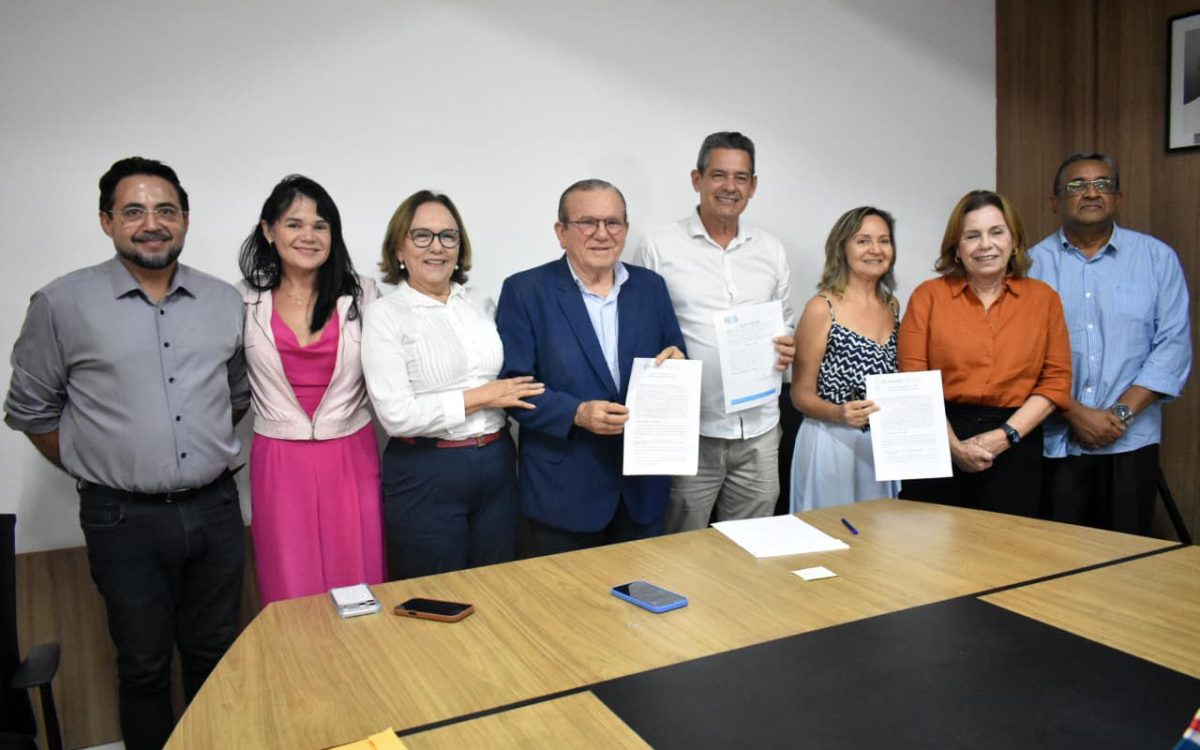 Prefeitura de São Gonçalo firma parceria para entregar títulos de propriedade de imóveis