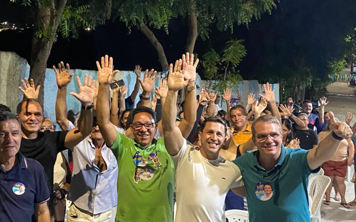 Professor Jarlyson reúne familiares e amigos e anuncia apoio a Ivan Júnior para deputado estadual
